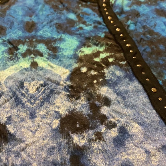 Sparkle & Fade Blue Tank with Studs - Picture 2 of 5